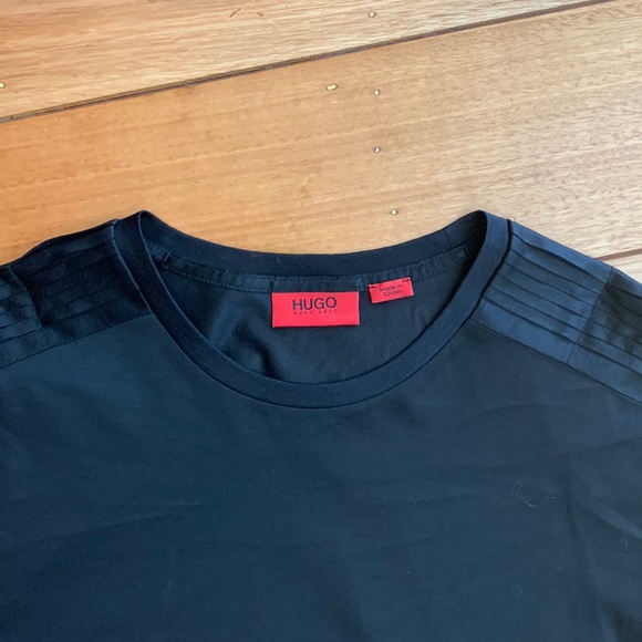 Hugo Boss Other - Hugo Boss men’s long sleeve black T shirt